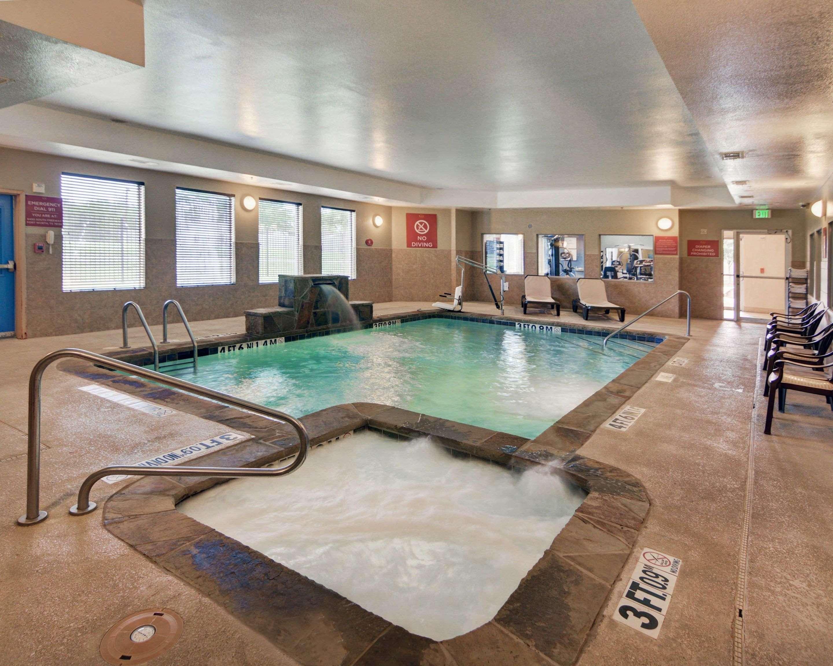 Comfort Suites Fort Worth South Exteriör bild